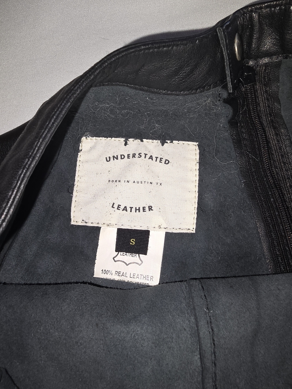 Understated Leather Roxanne Mini Skirt - Picture 4 of 9